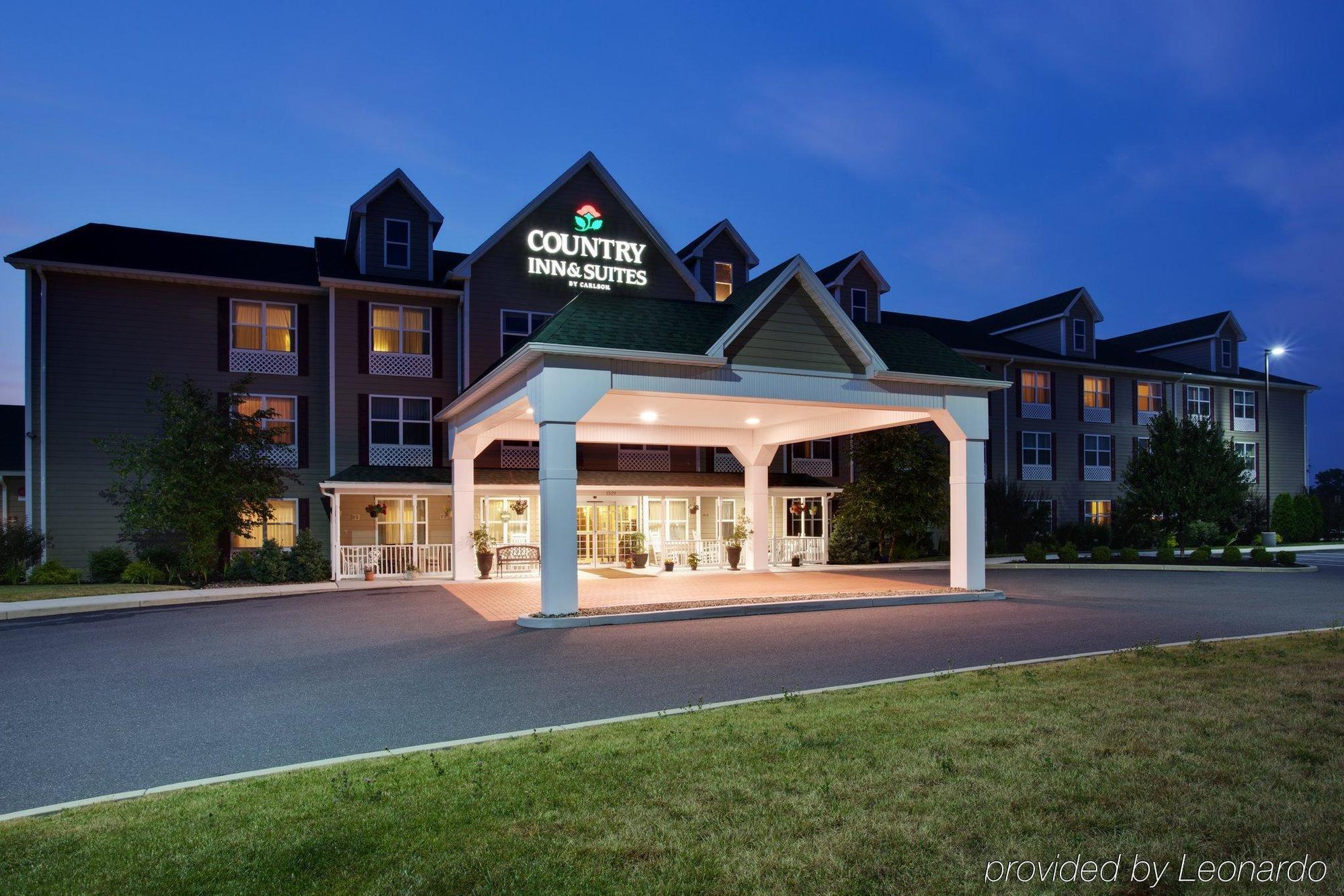 Country & By Radisson, Carlisle, Pa Hotel 2*